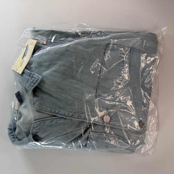 Universal Thread Soft Light Washed Denim Jumpsuit Size 10 NEW - Picture 4 of 6